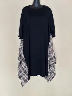 新品　未使用アシンメトリック　カットソーワンピース　３Ｌ　オシャレ　大きいサイズ