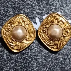 Item thumbnail for item d8821610-c706-4ec1-981c-562511d0fd4e