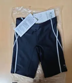 120センチ　Speedo 黒 水着 新品　スピードSFB62015