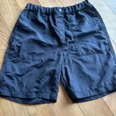 ユニクロ　キッズ　ハーフパンツ　140サイズ　ブラック