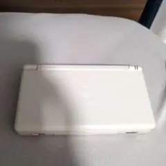 ニンテンドーDSi 本体 ホワイト