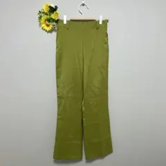 【URBAN RESEARCH】ストレートパンツ　ライムグリーン　レディース