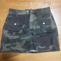 迷彩柄ミニスカート