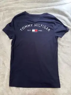 【美品】TOMMY HILFIGER ネイビー Tシャツ
