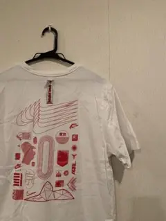 【送料込み】NIKE Tシャツ 東京