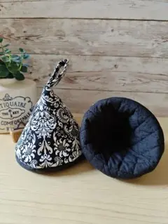 ２１３ 三角鍋つかみ　★ダマスク★　ハンドメイド