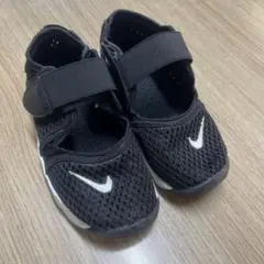 Nike ブラック サンダル