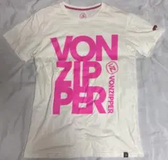 【古着】VONZIPPER ホワイト グラフィックTシャツ ピンクロゴ
