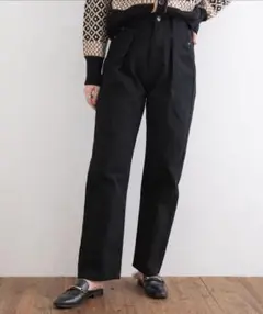 タックデニムパンツ　ブラック