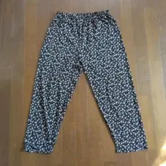 【サマーセール！古着】黒地に白い花柄 ステテコ