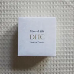 DHC ミネラルシルクエッセンスパウダー 8g パフ付