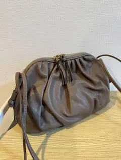 値下げ IEDIT（イディット） 本革ダンプリングポシェット　フェリシモ