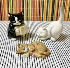 猫の置き物３個セット