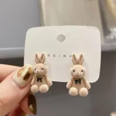 ★新品未使用★ ❤❤うさぎ ピアス 両耳用 ❤❤