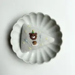 ハンドメイド　パッチンピン　no.60 くまさんとパンケーキ