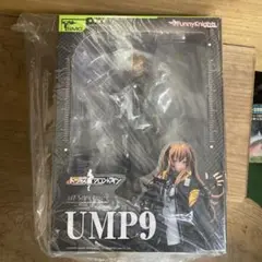 UMP9 1/7スケールフィギュア