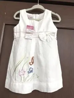 ベトナム ニンクーン 1Y 刺繍入り ホワイトノースリーブドレス