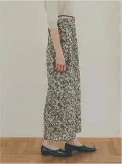 CLANE FLORET EMBROIDERY SKIRT