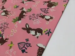 オックス生地　うさぎ、キツネ、バンビ柄　ピンク地　50cm