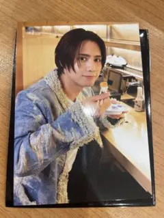 Item thumbnail for item 06722255-cd65-4557-aeb8-7d6ee087bc19