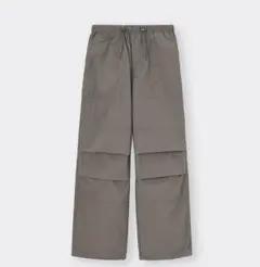 GU テックパラシュートパンツ　M オリーブ　丈標準　ナイロン