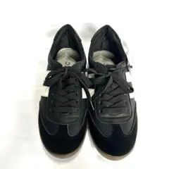 ✨新品✨Lovetoxic ブラック スニーカー　ストラップ　22〜22.5㎝