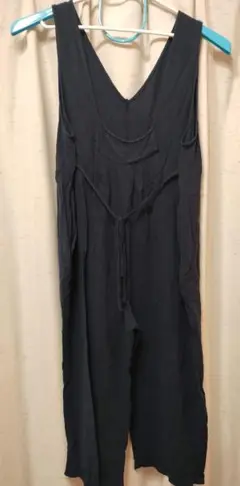 SHEIN ダークネイビー Vネック サロペット