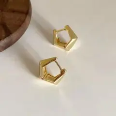 No.J71　ゴールド 幾何学 フープピアス ミニピアス 小ぶり ステンレス
