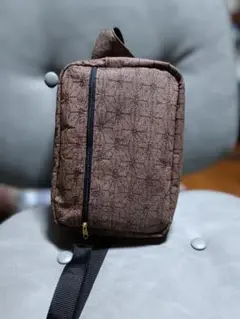 ハンドメイド　ボディバッグ
