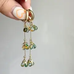 【10】3連　チェコビーズ　グリーン　ワンタッチフープピアス　イヤリング