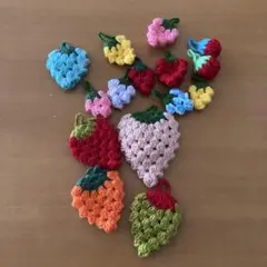 手作りいちご（毛糸）