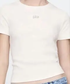 【1回のみ着用】GAP クロップドロゴTシャツ ホワイト 銀 M リブニット