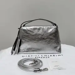 新品タグ付き ジャンニキャリーニ アリファ M シルバー