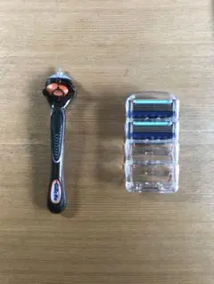 Gillette フュージョン5+1 プログライド ホルダー 替刃2コ