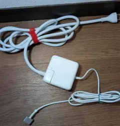 Apple MagSafe 2 A1436 MacBook 45W 純正充電器