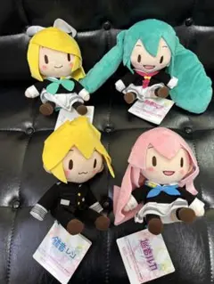 初音ミクシリーズ　ふわぷち　ミニぬいぐるみ　制服Ver. 4個セット