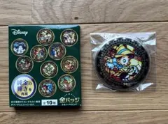 ディズニー　金バッチ　ピノキオ