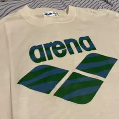 新品　arena Tシャツ