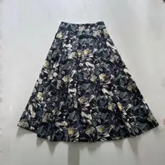 Rosso ロングスカート　フレア　総柄　花柄