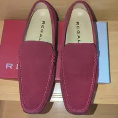 REGALのスエードドライビングシューズとUCCELLOのベルト