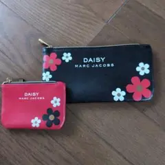 デイジー　マークジェイコブス　付録　インレッド