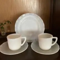 アンティーク ミルクガラス カップ&ソーサー
