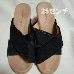 クロスストラップサンダル　 黒　コルクソール　25センチ　ＬＬサイズ