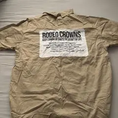 RODEO CROWNS ベージュボタンアップシャツ