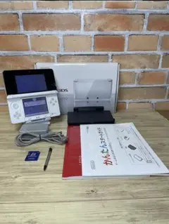 ニンテンドー3DS アイスホワイト