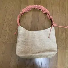 本日終了　最終値下げ　フリル付きショルダーバッグ