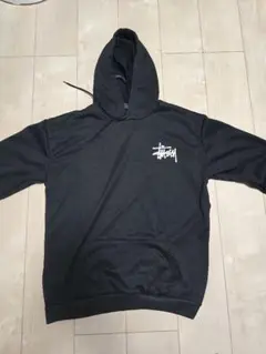 Stussy 黒 フード付きパーカー