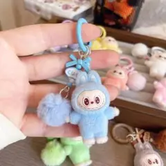 人気のウサギキャラクターラブブぬいぐるみキーホルダー残りわずか！ブルー限定