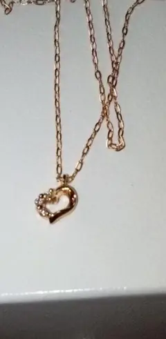 お値下げしました!4℃ k18 アシンメトリーハートダイヤネックレス