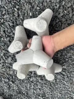 ミニ消波ブロックM5個　④